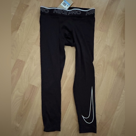 Nike 3/4 length tights - Picture 1 of 5